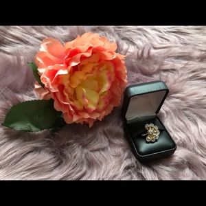 Sterling silver ring with gemstone